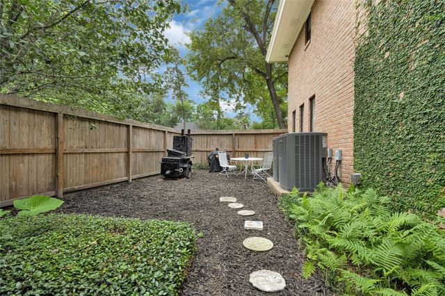 3730 Wildwood Ridge Drive, Kingwood, TX 77339