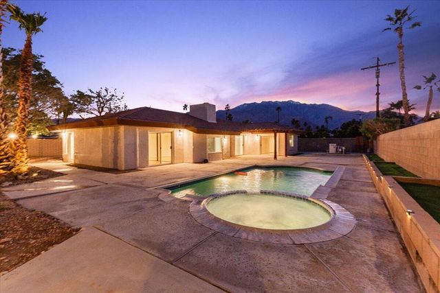 3190 E Vincentia Road, Palm Springs, CA 92262