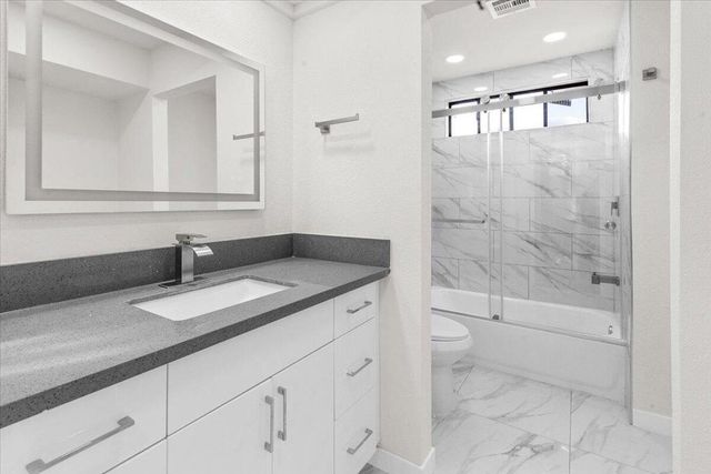 3190 E Vincentia Road, Palm Springs, CA 92262