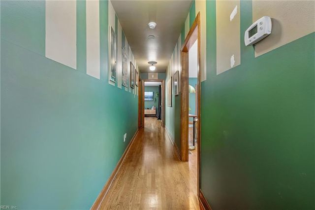 221 Woodburn DR, Hampton, VA 23664