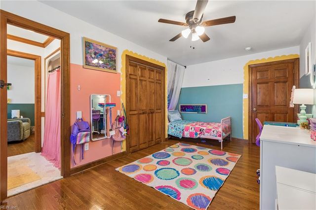 221 Woodburn DR, Hampton, VA 23664