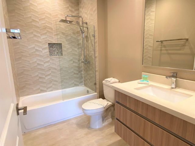 7582 BROOKLYN DRIVE, Kissimmee, FL 34747