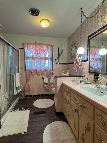 1202 N Sheridan Road, Marion, IN 46952