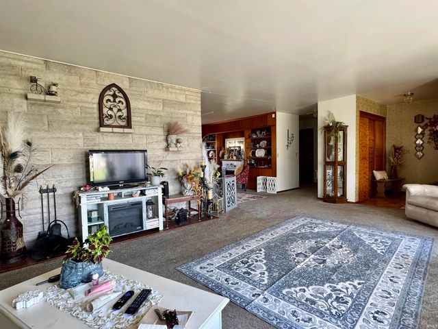 1202 N Sheridan Road, Marion, IN 46952