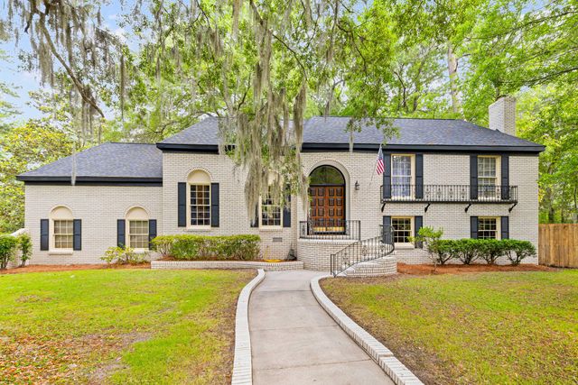 111 Seven Oaks Lane, Summerville, SC 29485