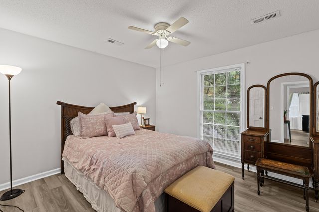 111 Seven Oaks Lane, Summerville, SC 29485