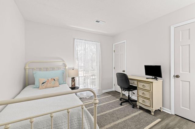 111 Seven Oaks Lane, Summerville, SC 29485