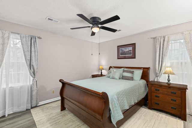 111 Seven Oaks Lane, Summerville, SC 29485