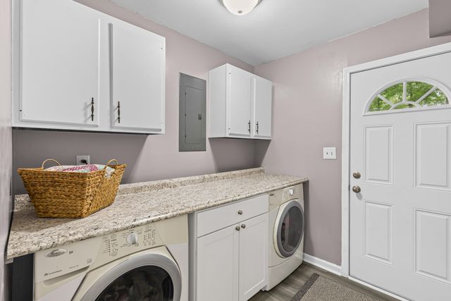111 Seven Oaks Lane, Summerville, SC 29485