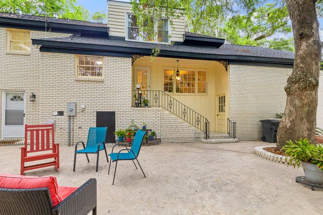111 Seven Oaks Lane, Summerville, SC 29485