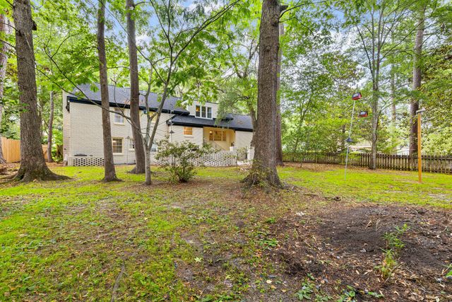 111 Seven Oaks Lane, Summerville, SC 29485