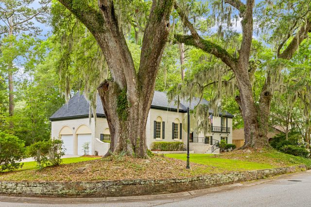 111 Seven Oaks Lane, Summerville, SC 29485