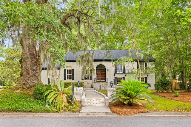 111 Seven Oaks Lane, Summerville, SC 29485