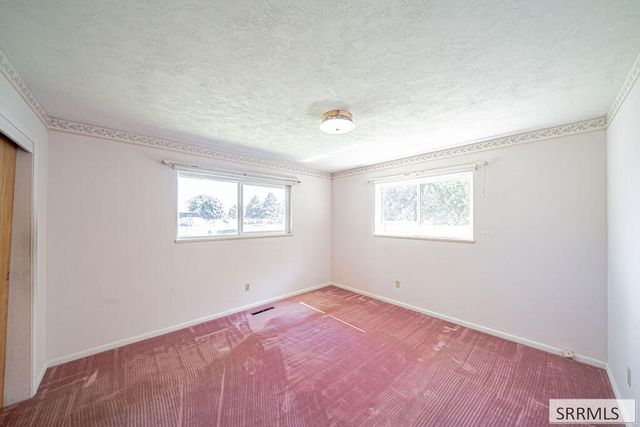 3050 E Iona Road, Idaho Falls, ID 83401