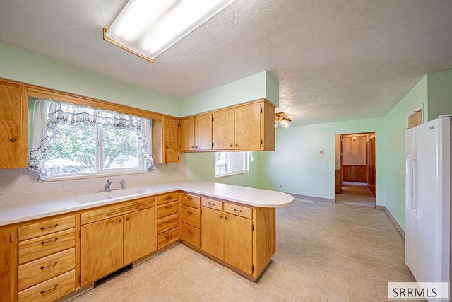 3050 E Iona Road, Idaho Falls, ID 83401