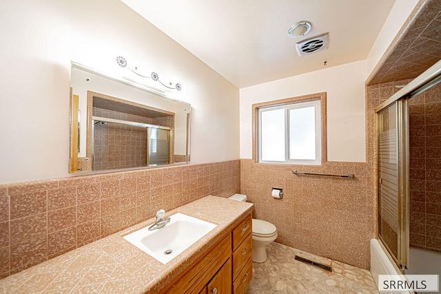 3050 E Iona Road, Idaho Falls, ID 83401
