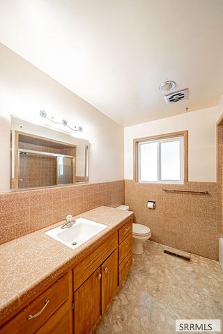 3050 E Iona Road, Idaho Falls, ID 83401