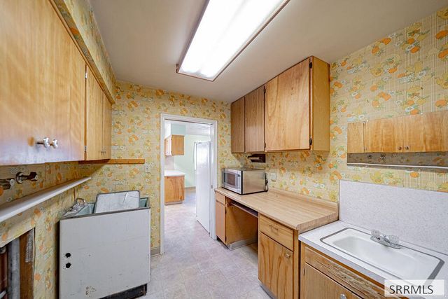 3050 E Iona Road, Idaho Falls, ID 83401