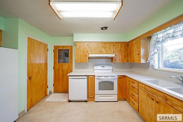3050 E Iona Road, Idaho Falls, ID 83401