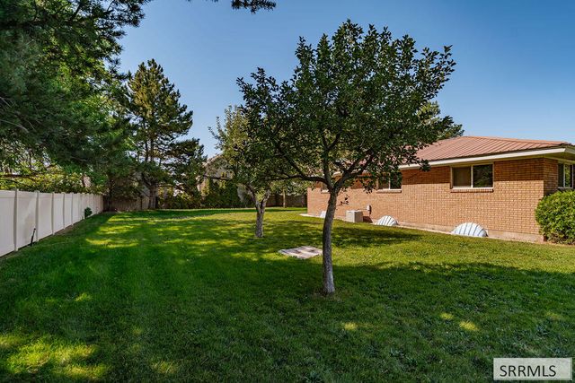 3050 E Iona Road, Idaho Falls, ID 83401