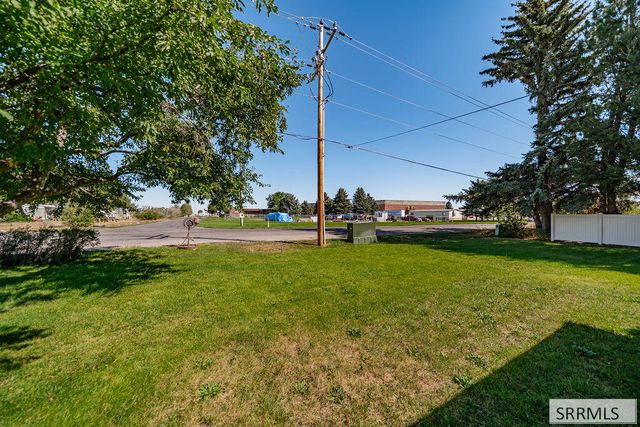 3050 E Iona Road, Idaho Falls, ID 83401