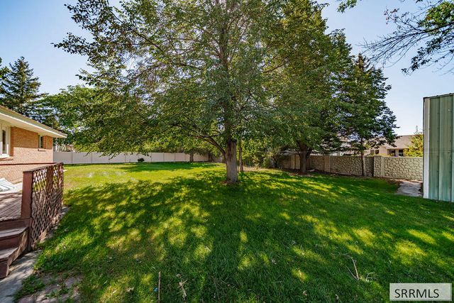 3050 E Iona Road, Idaho Falls, ID 83401