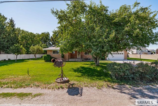 3050 E Iona Road, Idaho Falls, ID 83401
