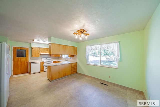 3050 E Iona Road, Idaho Falls, ID 83401