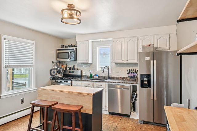 336 Rockland Avenue, Manchester, NH 03102