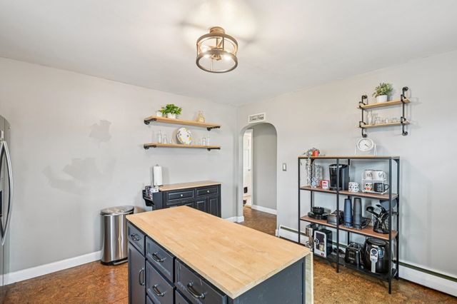 336 Rockland Avenue, Manchester, NH 03102