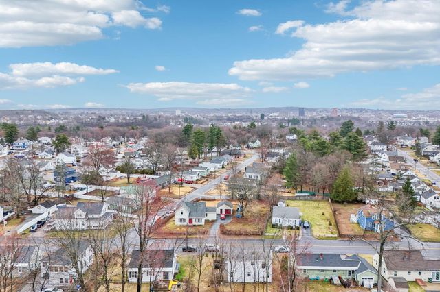 336 Rockland Avenue, Manchester, NH 03102