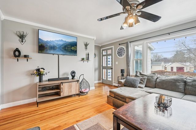 336 Rockland Avenue, Manchester, NH 03102