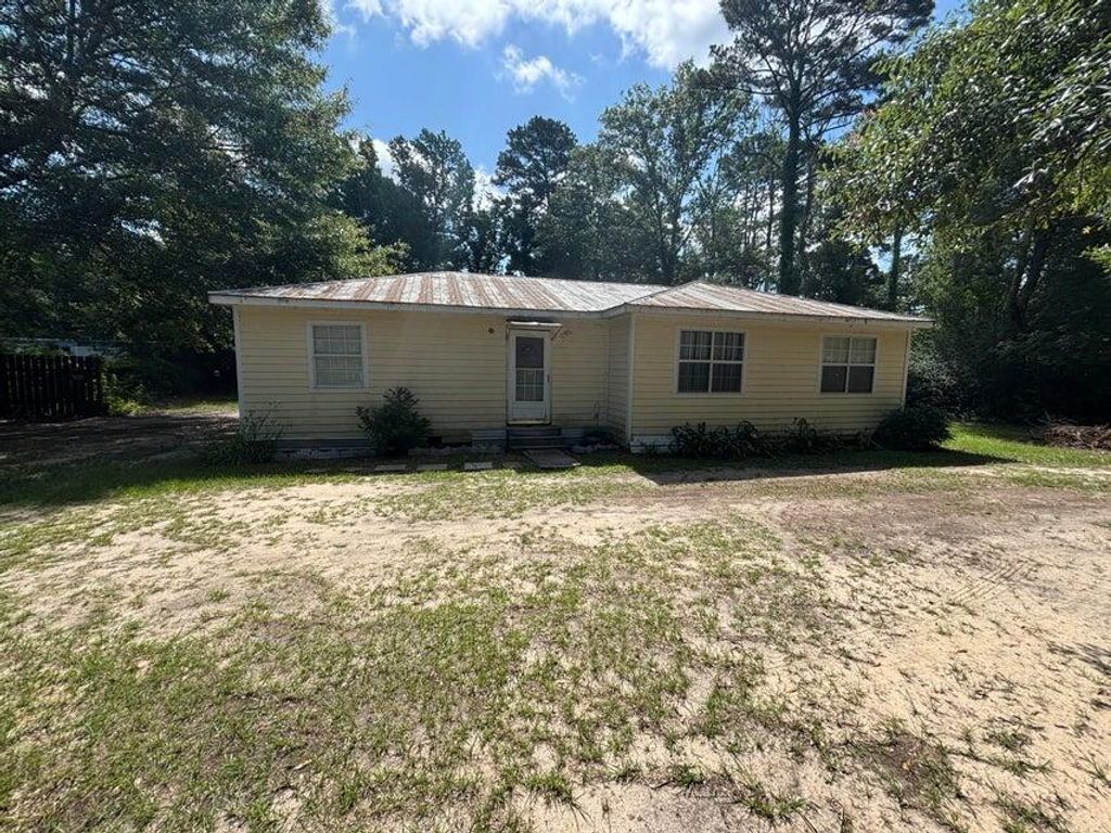 227 Thaxton Landing Rd, Anacoco, LA 71403
