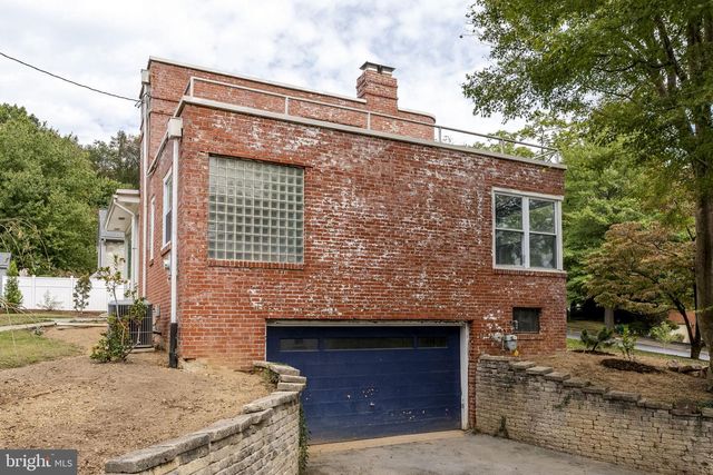 429 DEVON TER, Reading, PA 19607