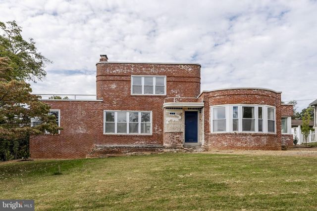 429 DEVON TER, Reading, PA 19607