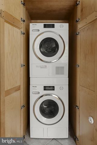 429 DEVON TER, Reading, PA 19607