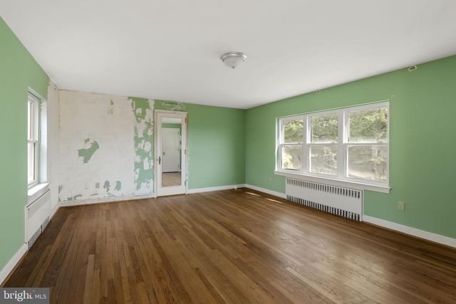 429 DEVON TER, Reading, PA 19607