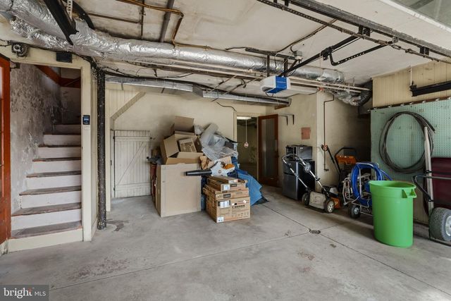 429 DEVON TER, Reading, PA 19607