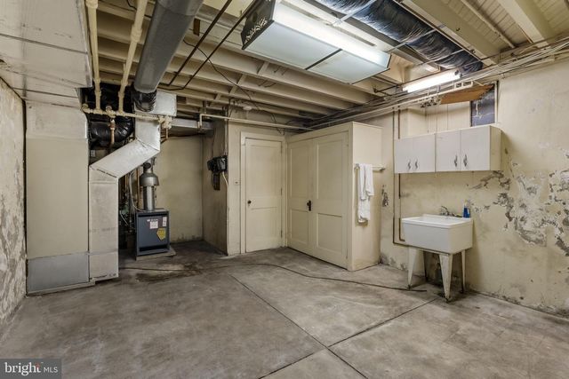 429 DEVON TER, Reading, PA 19607