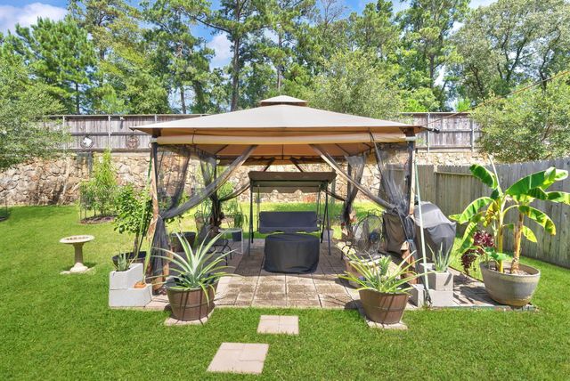 5835 Brimstone Hill Lane, Conroe, TX 77304