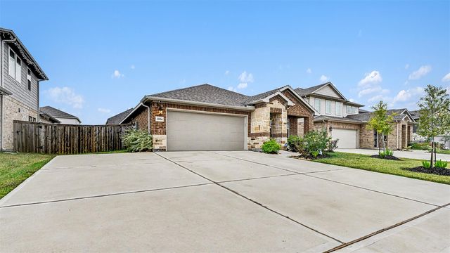 12014 Silver Moon Lane, Baytown, TX 77523