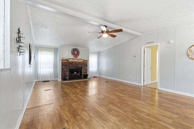 409 W Bagwell Road, Liberty, SC 29657