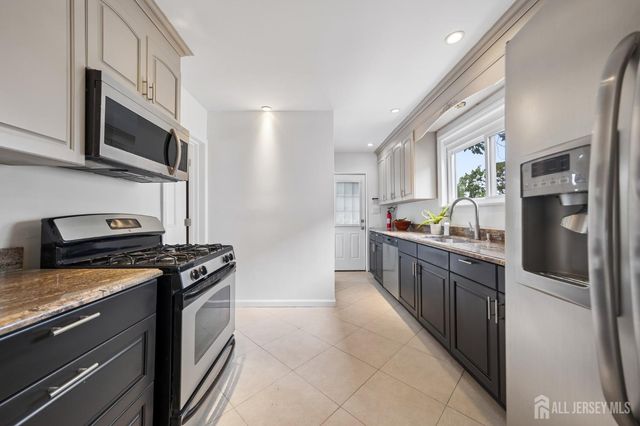 742 Dunellen Avenue, Dunellen, NJ 08812