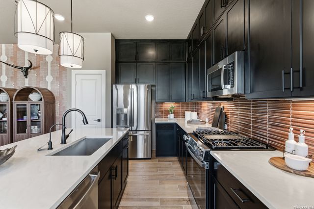 2210 Briggs Summit, San Antonio, TX 78245