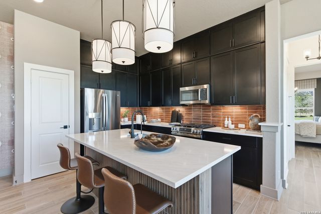 2210 Briggs Summit, San Antonio, TX 78245