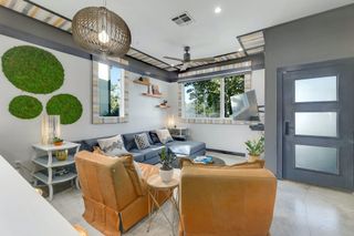 1931 E 38th 1/2 ST 33, Austin, TX 78723