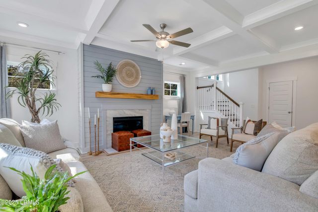 125 Grange Lane, Beaufort, SC 29907