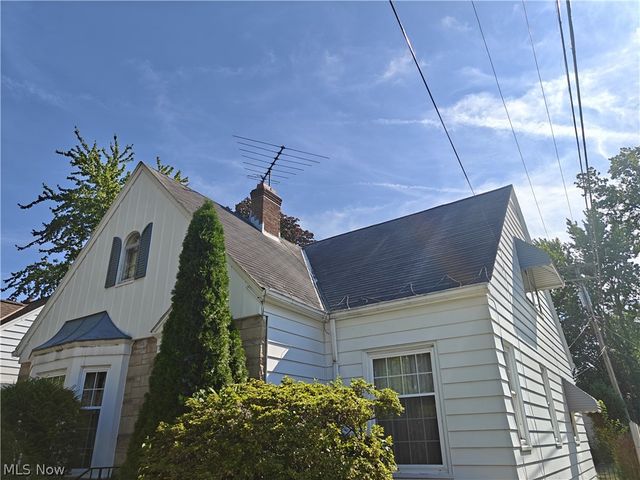 15717 Munn Road, Cleveland, OH 44111