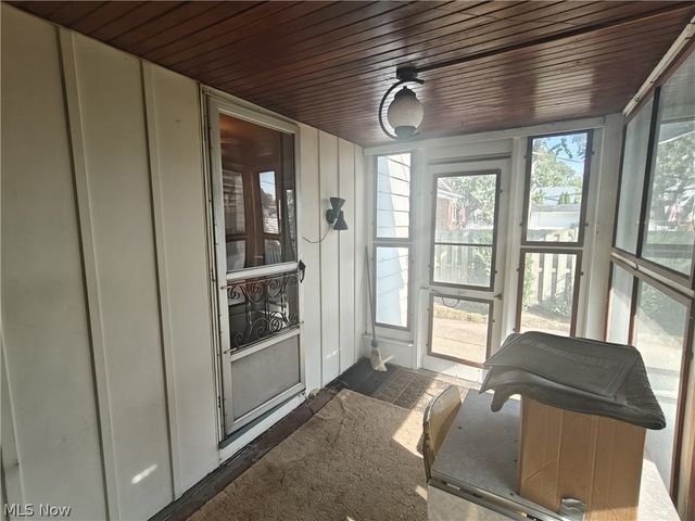 15717 Munn Road, Cleveland, OH 44111