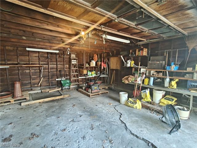 15717 Munn Road, Cleveland, OH 44111